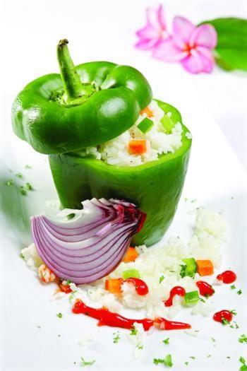 Đổi món với Cơm hấp ớt xanh