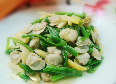 Ngao xào tỏi tây