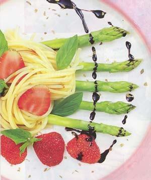 Salad măng tây dây