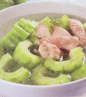 Canh mướp đắng thịt gà