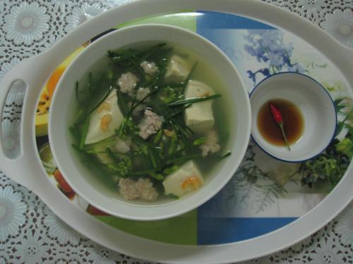 bông hẹ xào thịt bò…